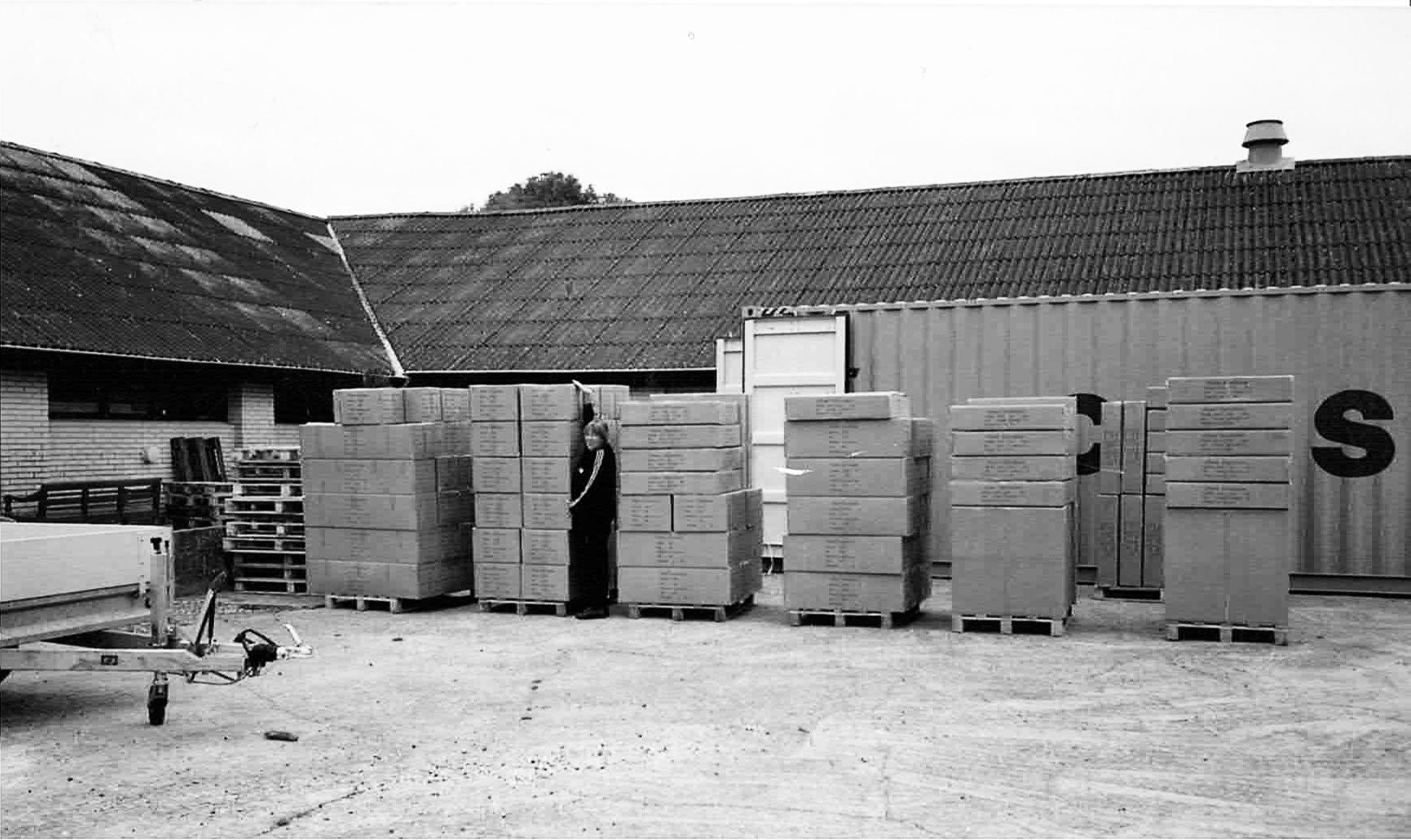 2005_10_19_Eva_pakker_BW.jpg__PID:e9683ce5-a49a-47a6-a9c3-34a957ea5243