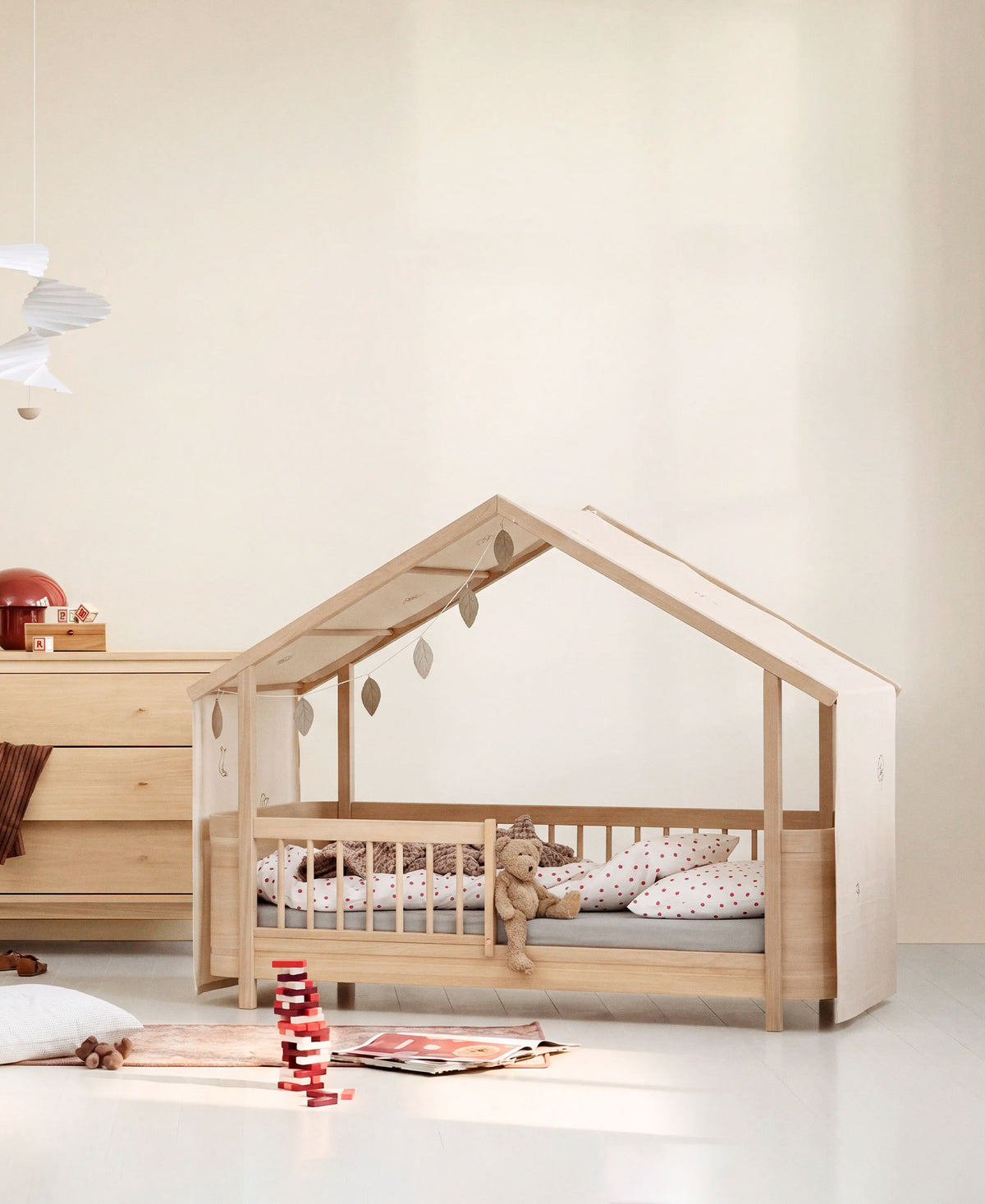 Mini+ Hausbett-Himmel mit Stickerei, ungefärbt