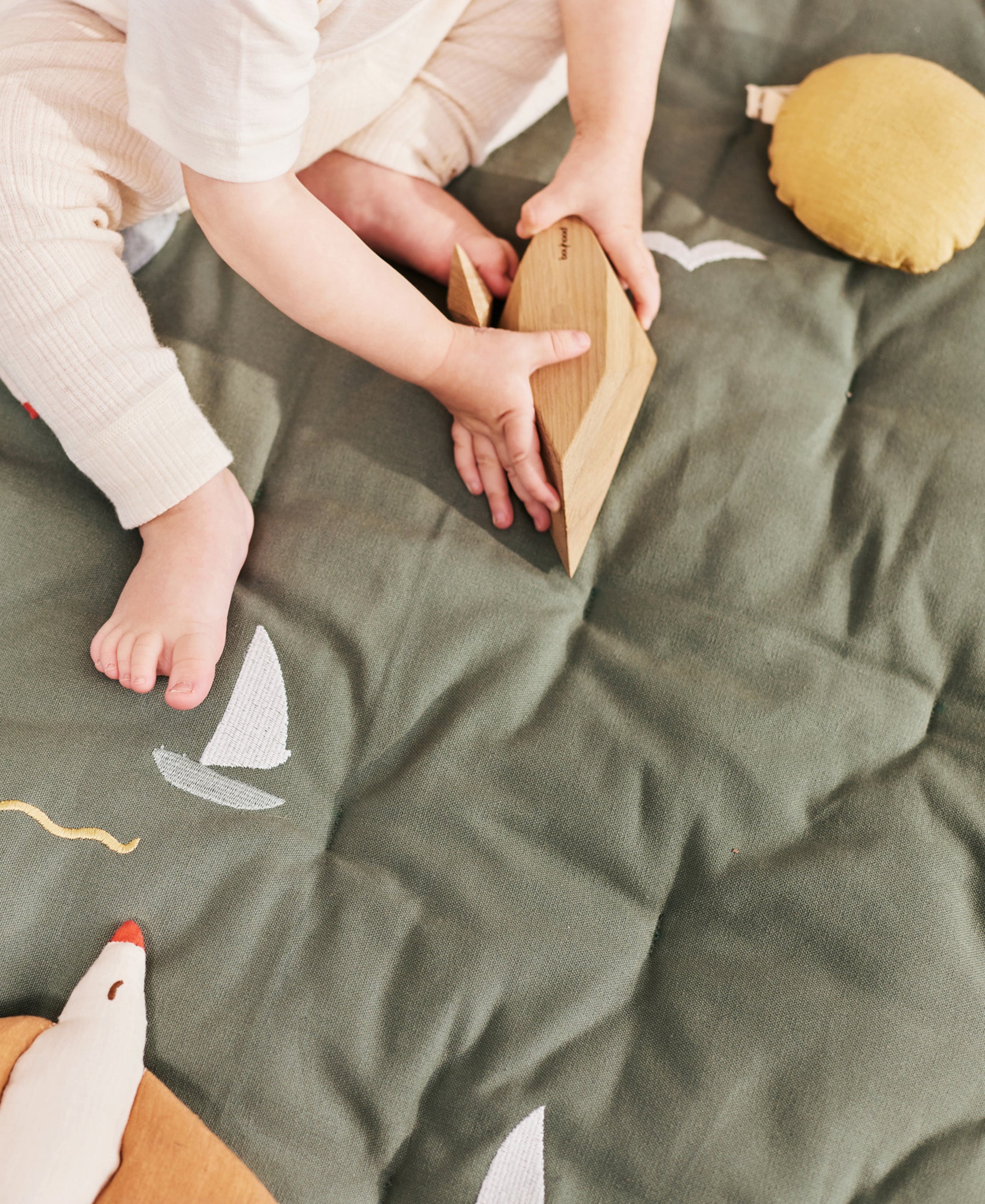 Meri Spielmatratze, Sailboats